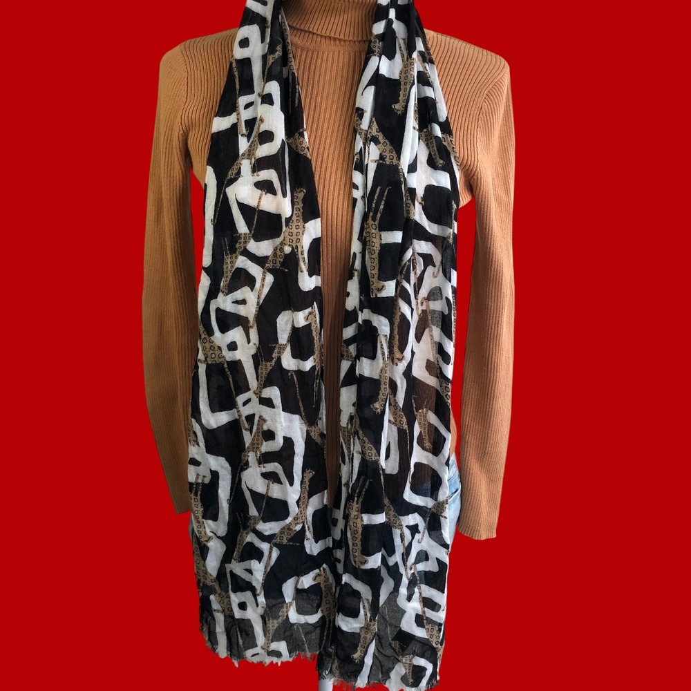 Chico's Black White Animal Giraffe Print Lightweight Long Scarf Fringe Rayon